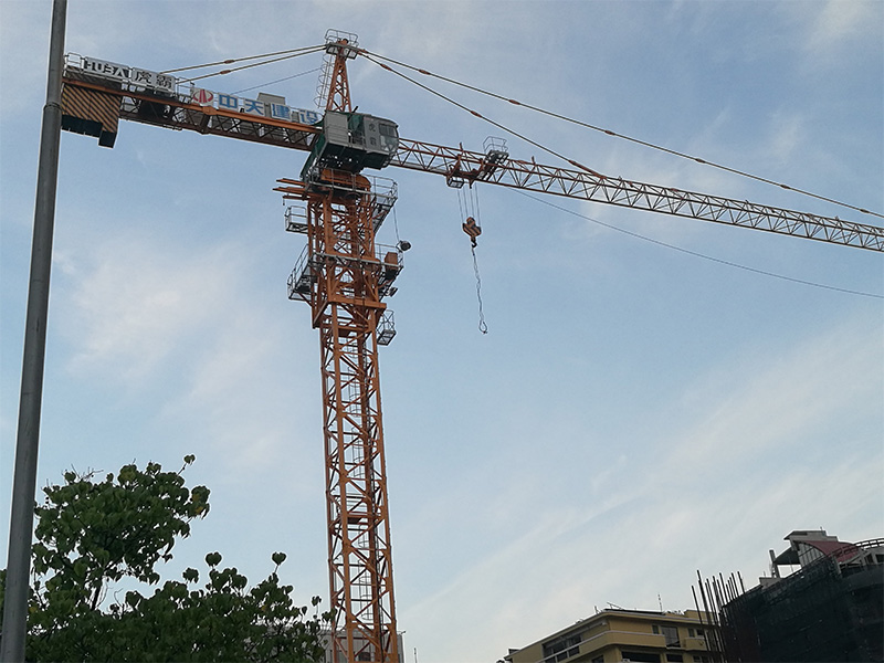 施工升降機(jī)現(xiàn)場(chǎng)需要具備哪些條件？